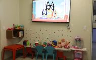 hospital-de-base-cria-“cantinho-da-brincadeira”-no-centro-cirurgico-para-acolher-criancas