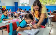 dia-dos-professores:-historias-de-dedicacao-e-amor-pela-educacao