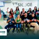 colaboradores-da-sicoob-credip-entregam-mais-de-100-toucas-a-mulheres-com-cancer